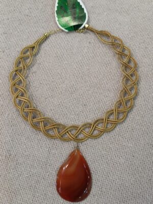Gargantilha Capim Dourado c/ Pedra