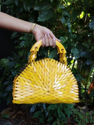 Bolsa De Madeira Pastel Amarela